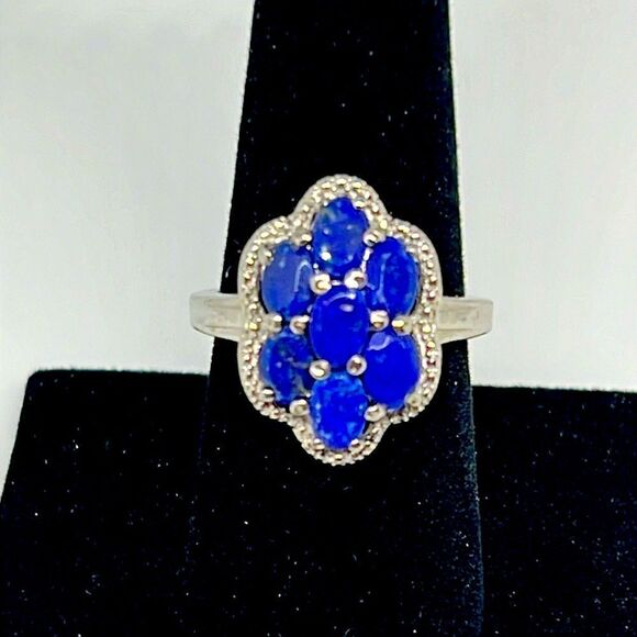 Beautiful Vintage Silver Floral Design Ring With Blue Stones - Picture 1 of 6